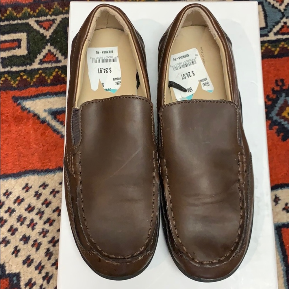 Nordstrom Rack boys slip on shoes? So 5 M